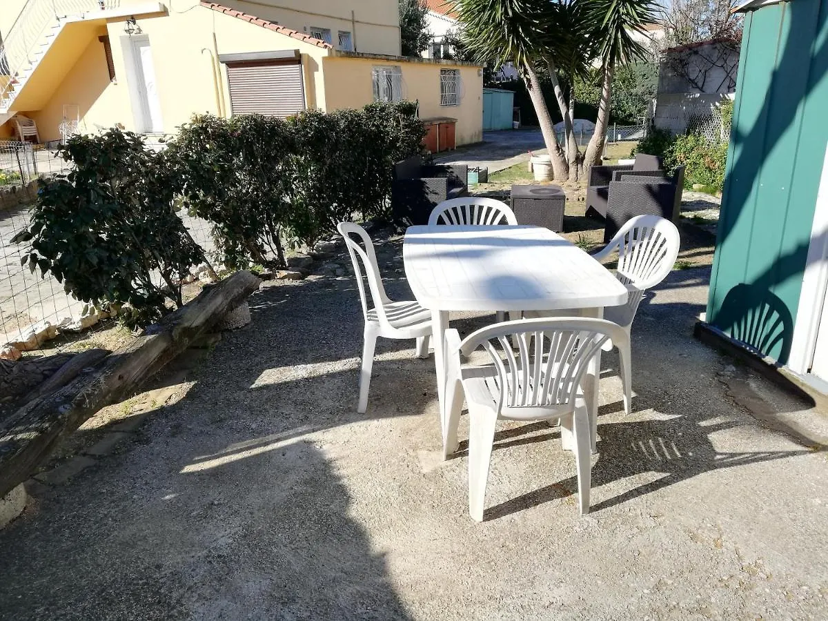 Rez De Villa Six-Fours Six-Fours-les-Plages 0*,  France